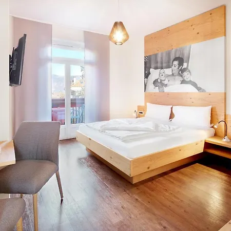 Hotel Angerburg Blumenhotel 3*