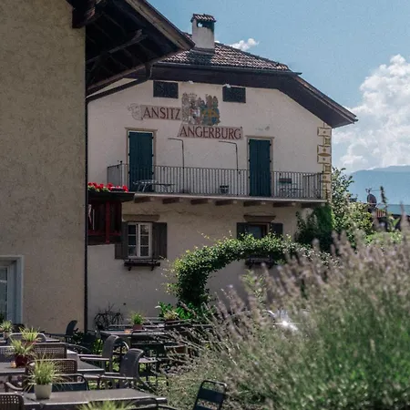 Hotel Angerburg Blumenhotel Eppan an der Weinstraße
