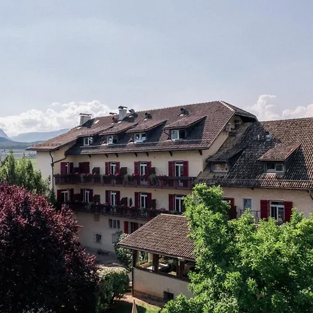 Angerburg Blumenhotel Hotel