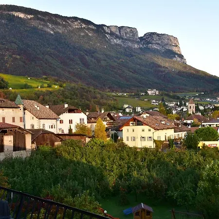 Angerburg Blumenhotel Eppan an der Weinstraße
