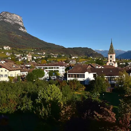 Angerburg Blumenhotel