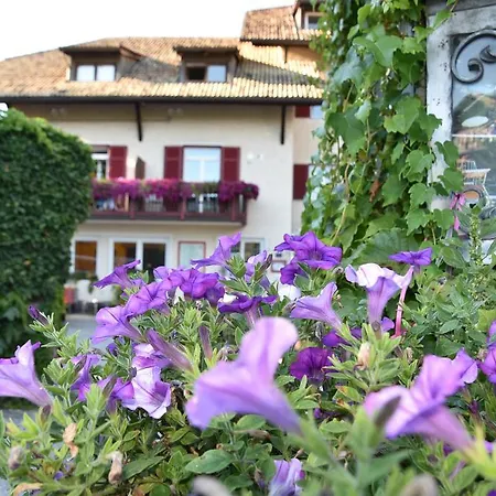 Angerburg Blumenhotel Hotel 3*