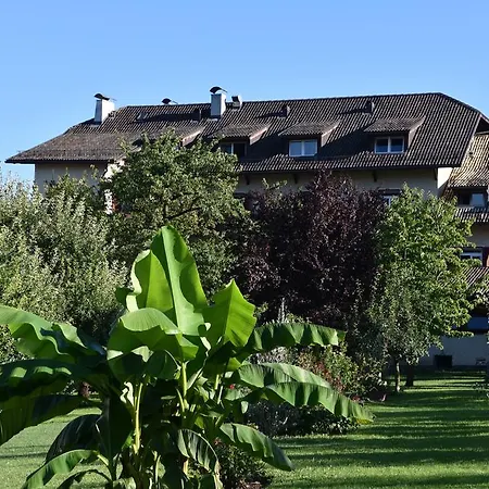 Hotel Angerburg Blumenhotel 3*